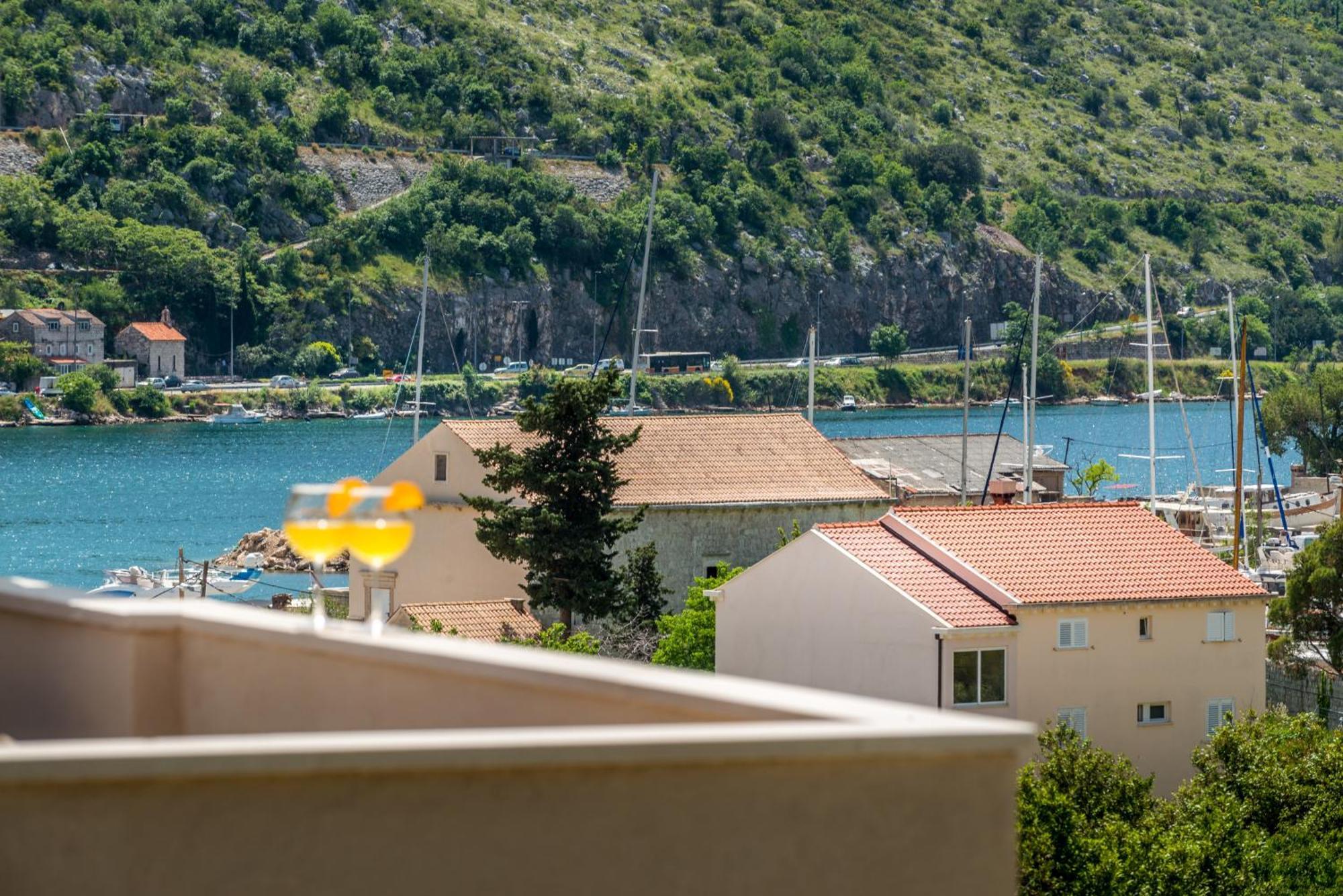 Apartments Du Lux Mokošica Extérieur photo